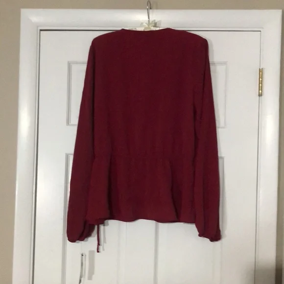 Gorgeous NWT BCX Wine Blouse with Ruffle and Slight Peplum - Picture 3 of 6